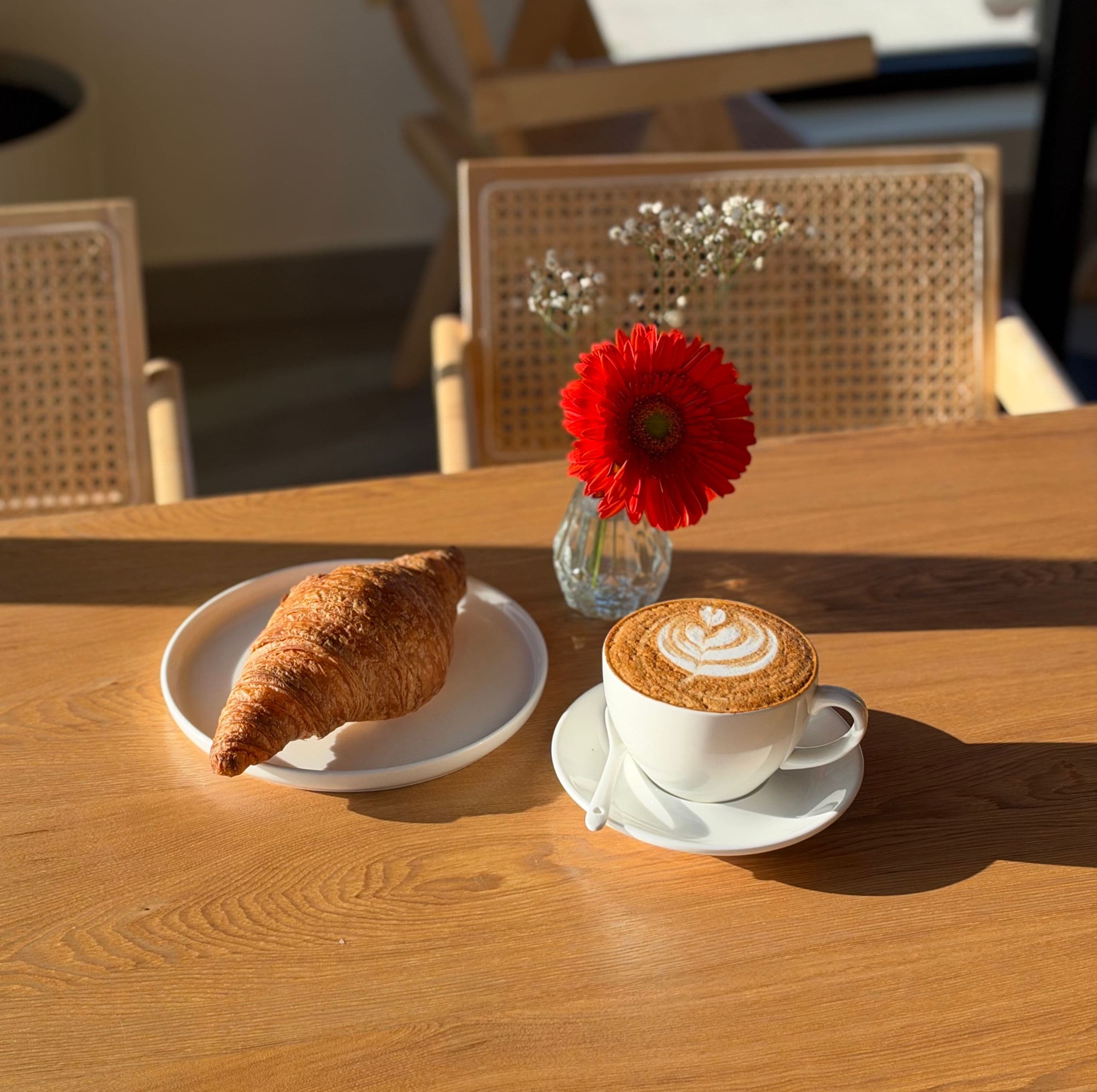 croissant and latte